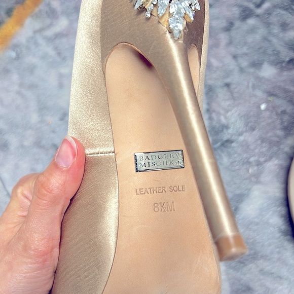 Badgley Mischka Authentic Leather Heels – Worn Once | Size 8.5 | Cinderella 👠 - Picture 9 of 9